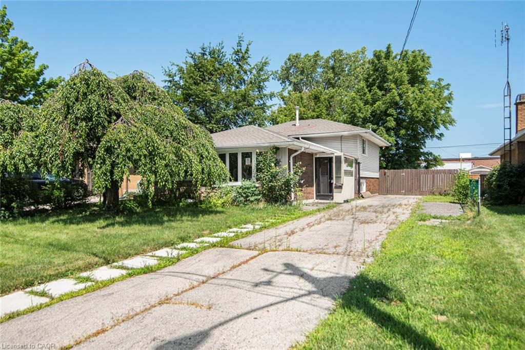 100 Mountain Avenue N Property Photo 1