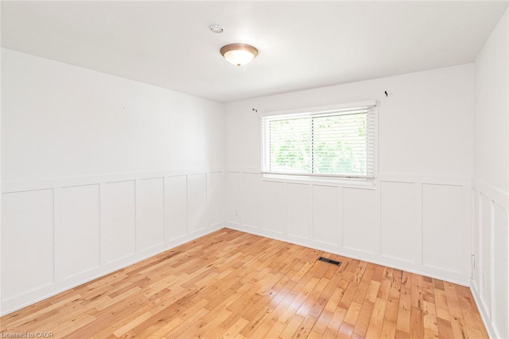 100 Mountain Avenue N Property Photo 23