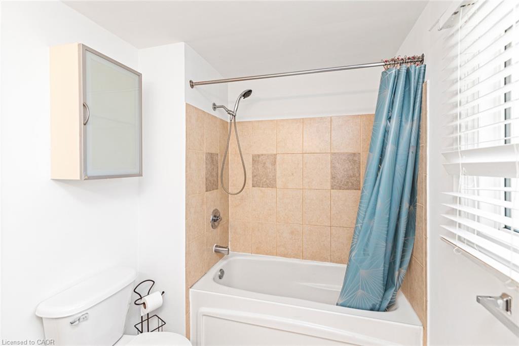 100 Mountain Avenue N Property Photo 26
