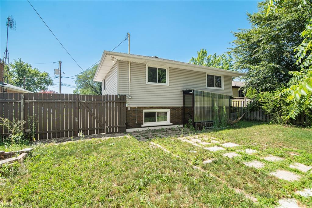 100 Mountain Avenue N Property Photo 41