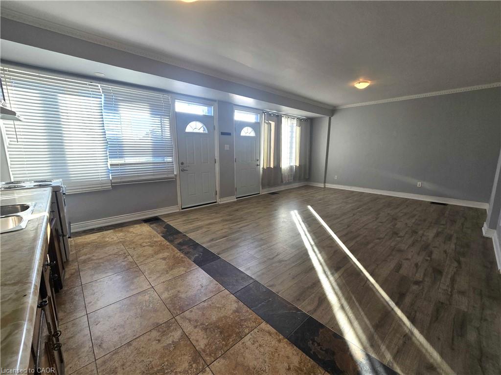 4-461 Melvin Avenue Property Photo 3