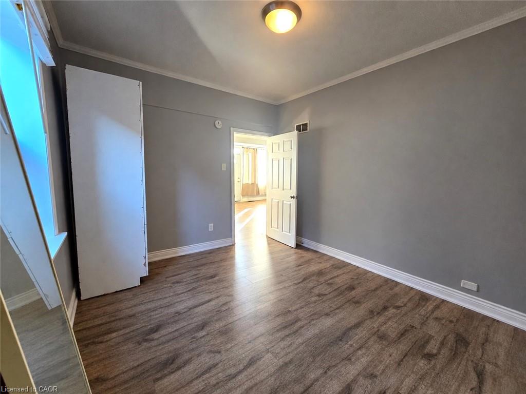4-461 Melvin Avenue Property Photo 5