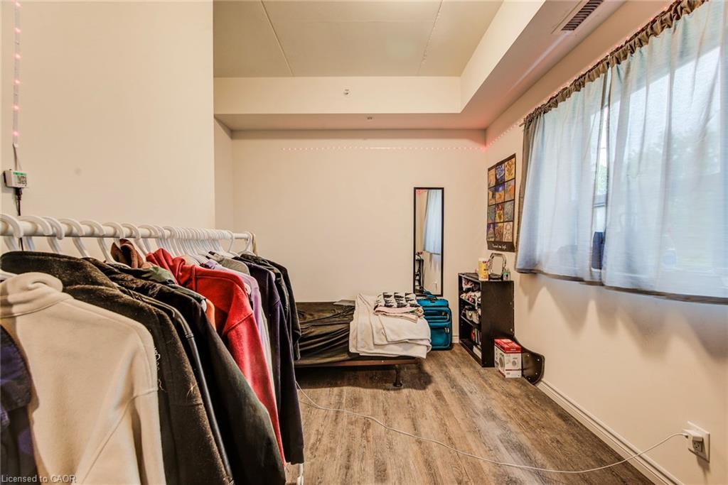 205-269 Sunview Street Property Photo 8