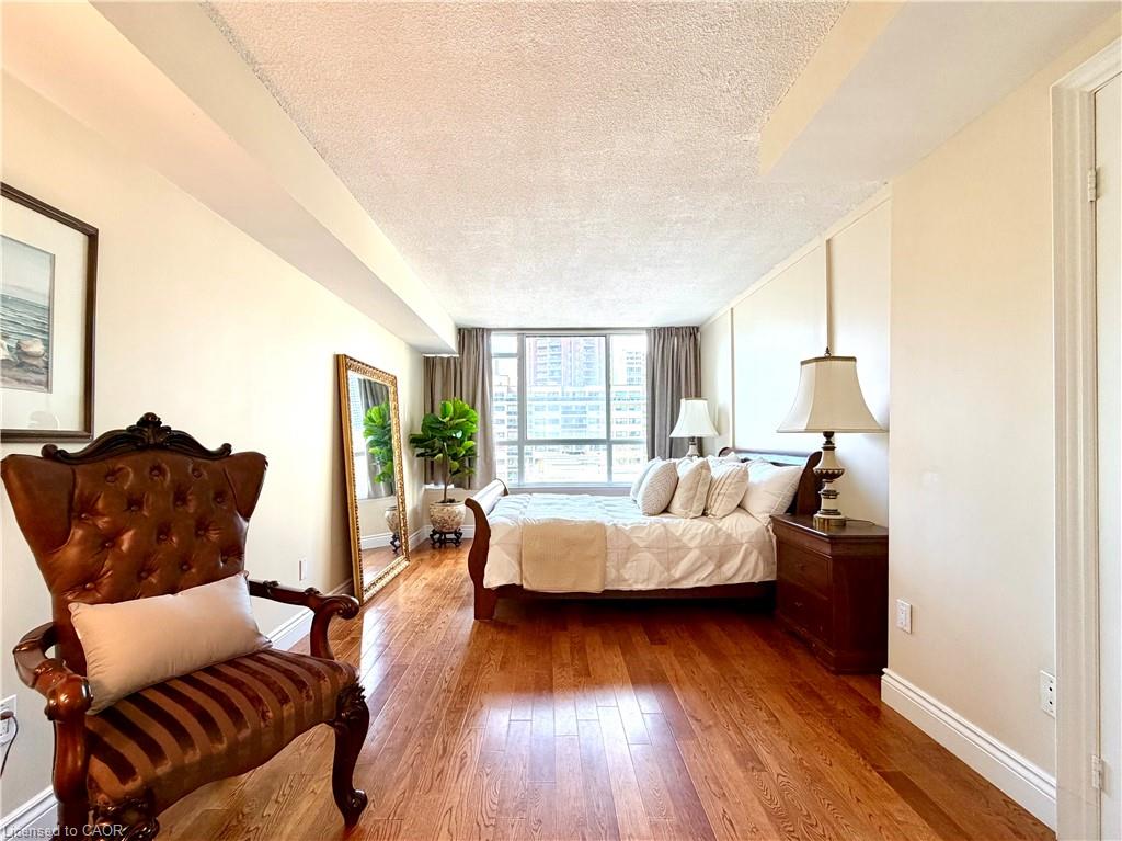 602-130 Carlton Street Property Photo 21