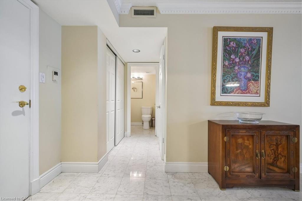 602-130 Carlton Street Property Photo 29
