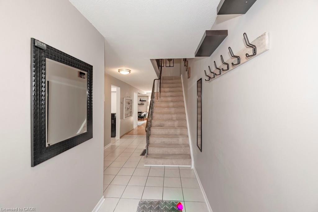 2960 Windjammer Road Property Photo 3