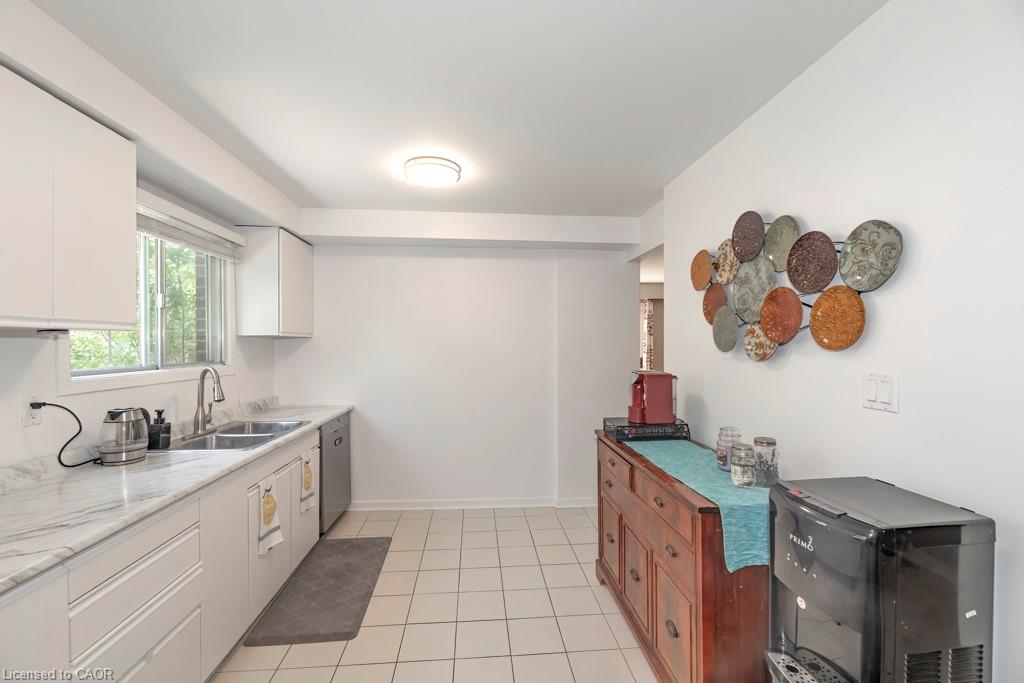 2960 Windjammer Road Property Photo 16