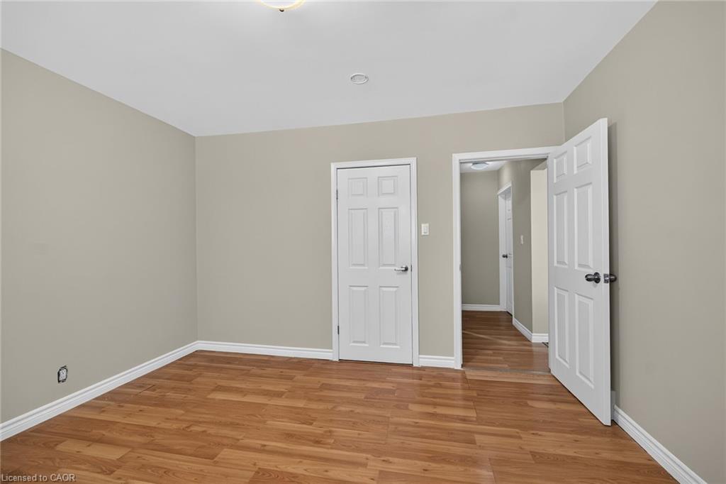 27 Ainslie Avenue Property Photo 11