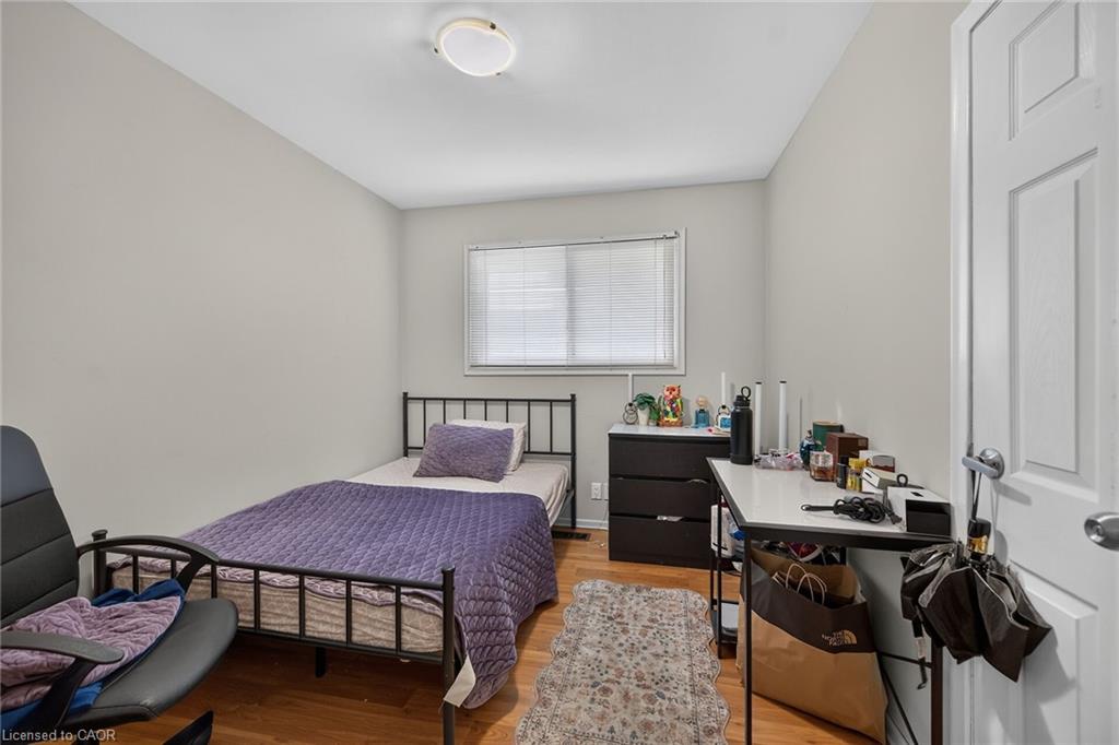27 Ainslie Avenue Property Photo 12