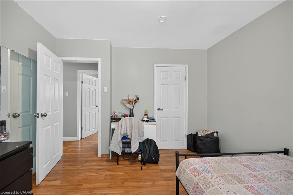 27 Ainslie Avenue Property Photo 20