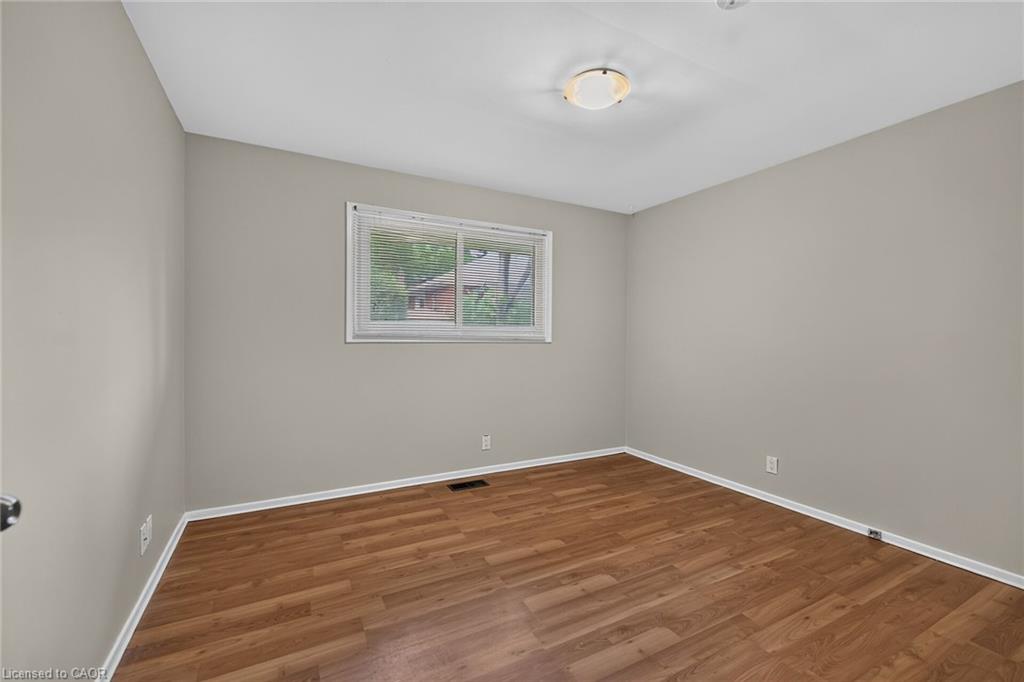 27 Ainslie Avenue Property Photo 21