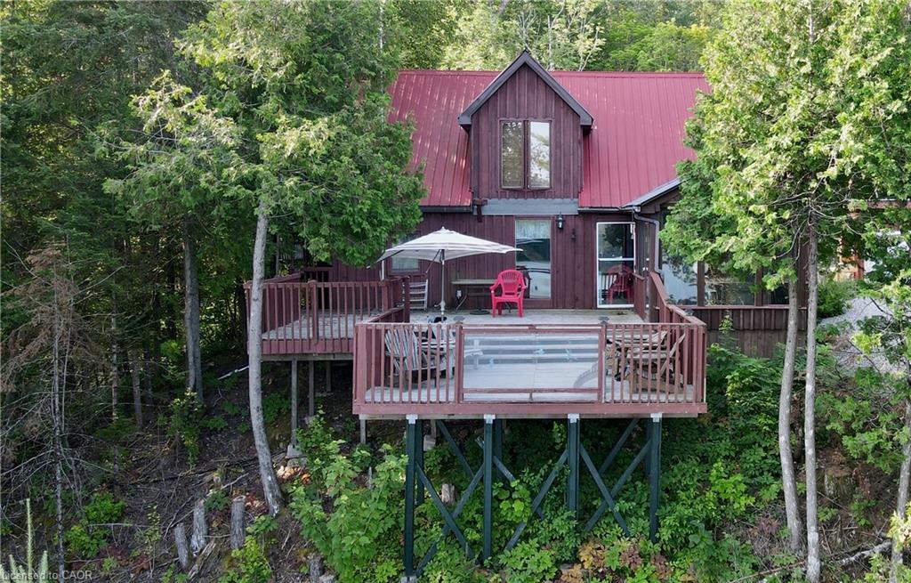 376 Faradale Court Property Photo 9