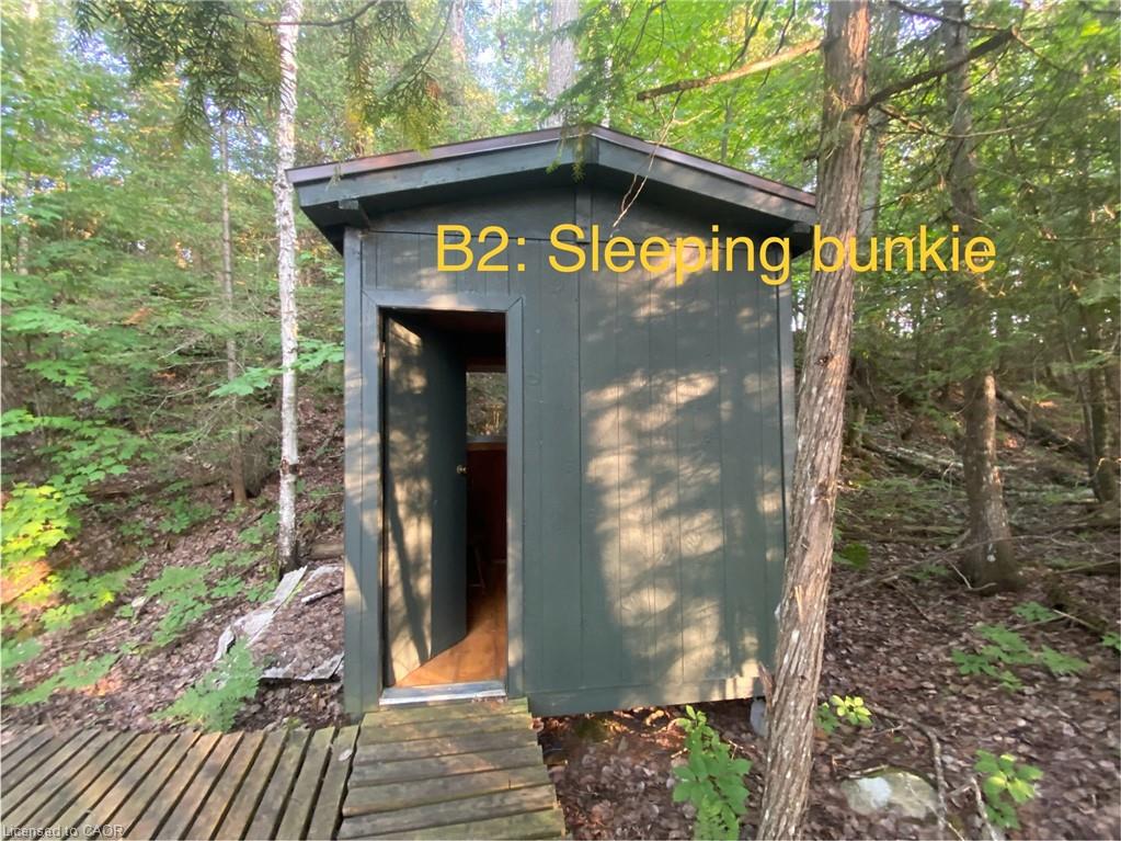 376 Faradale Court Property Photo 28