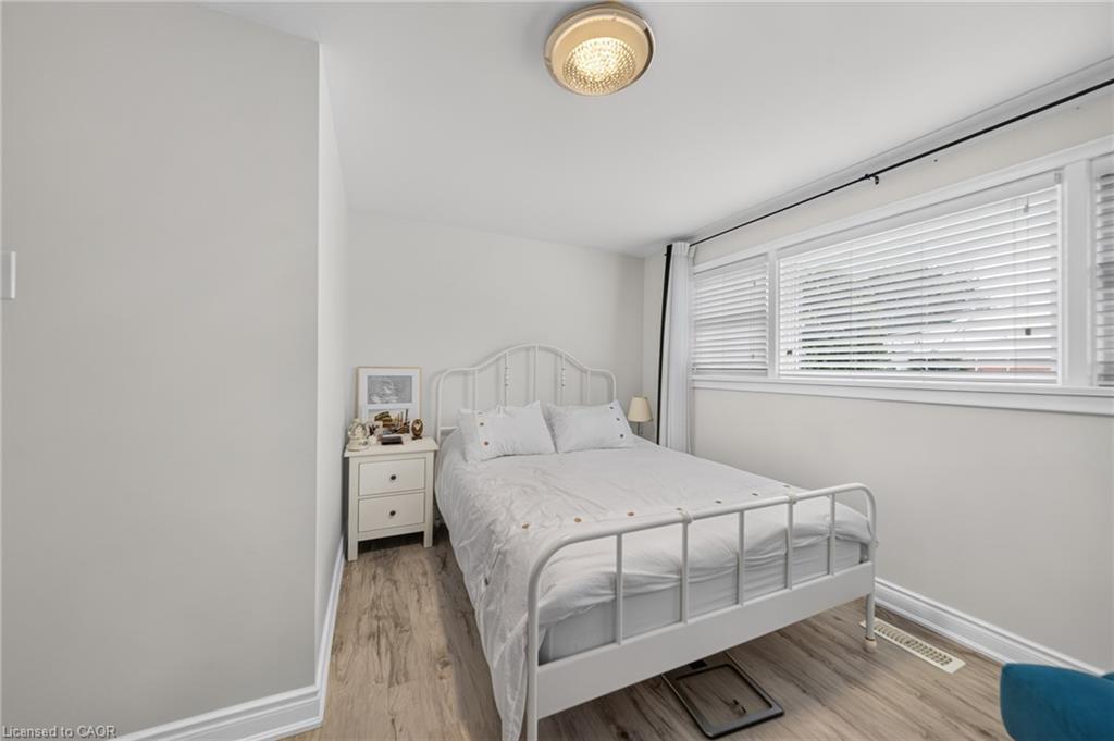 115 Green Road Property Photo 14