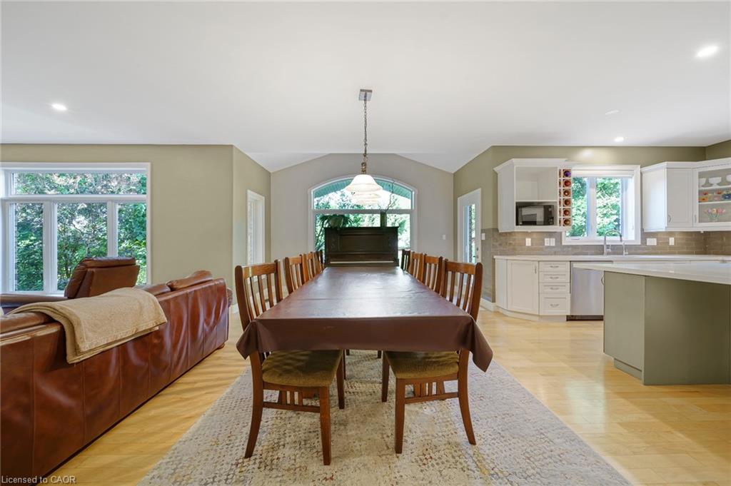 112 Dirksen Court Property Photo 12