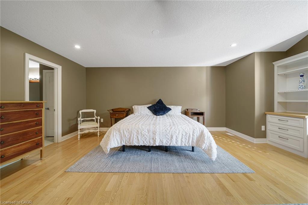 112 Dirksen Court Property Photo 22