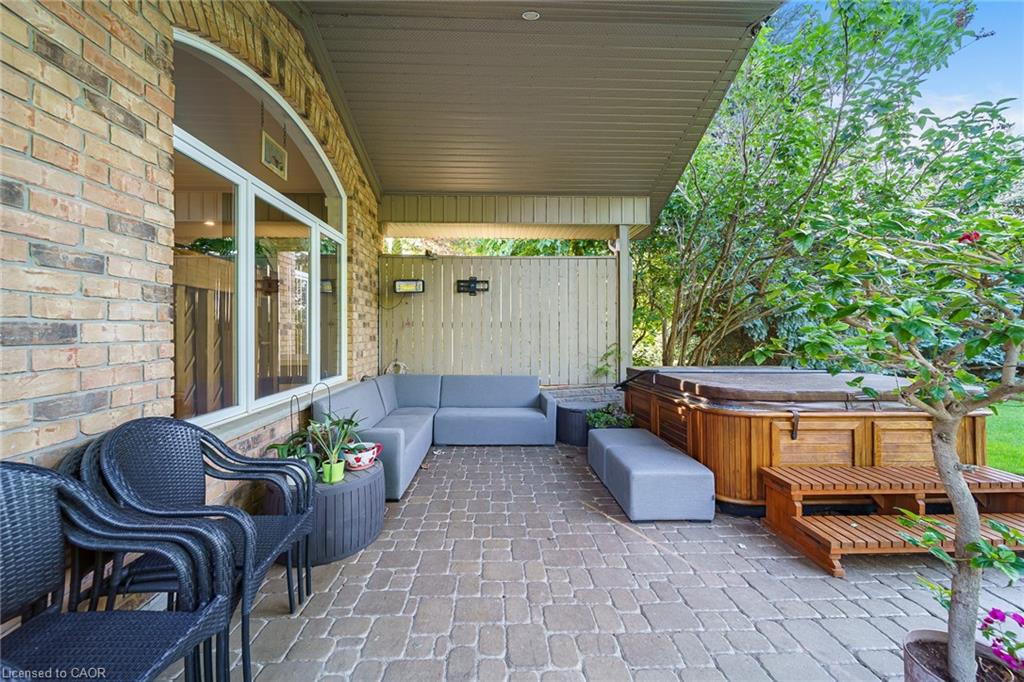 112 Dirksen Court Property Photo 40