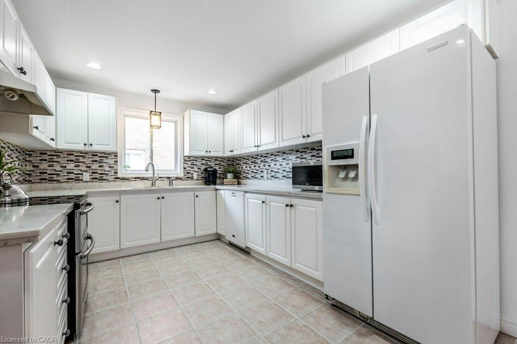 62 Spadara Drive Property Photo 13