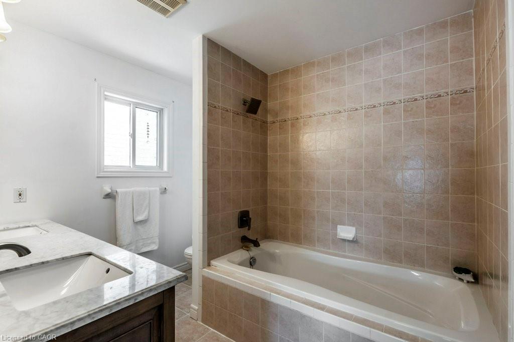 62 Spadara Drive Property Photo 28