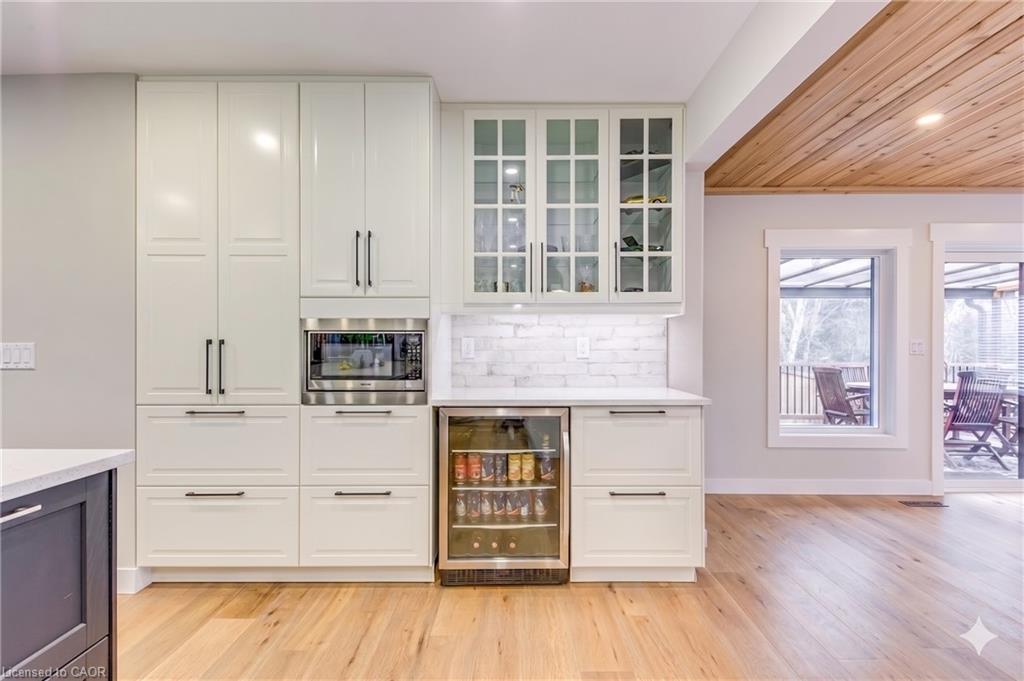 2128 Dunedin Road Property Photo 6
