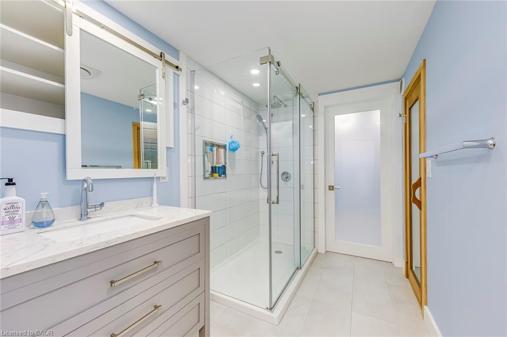 2128 Dunedin Road Property Photo 19