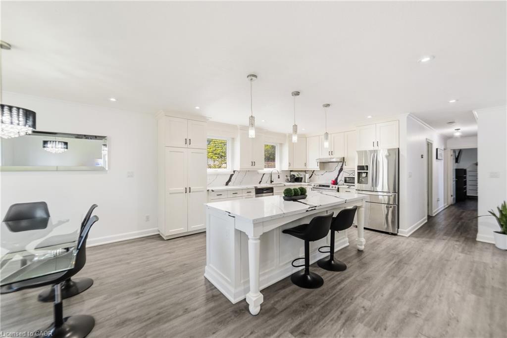 4 Ravine Crescent Property Photo 8