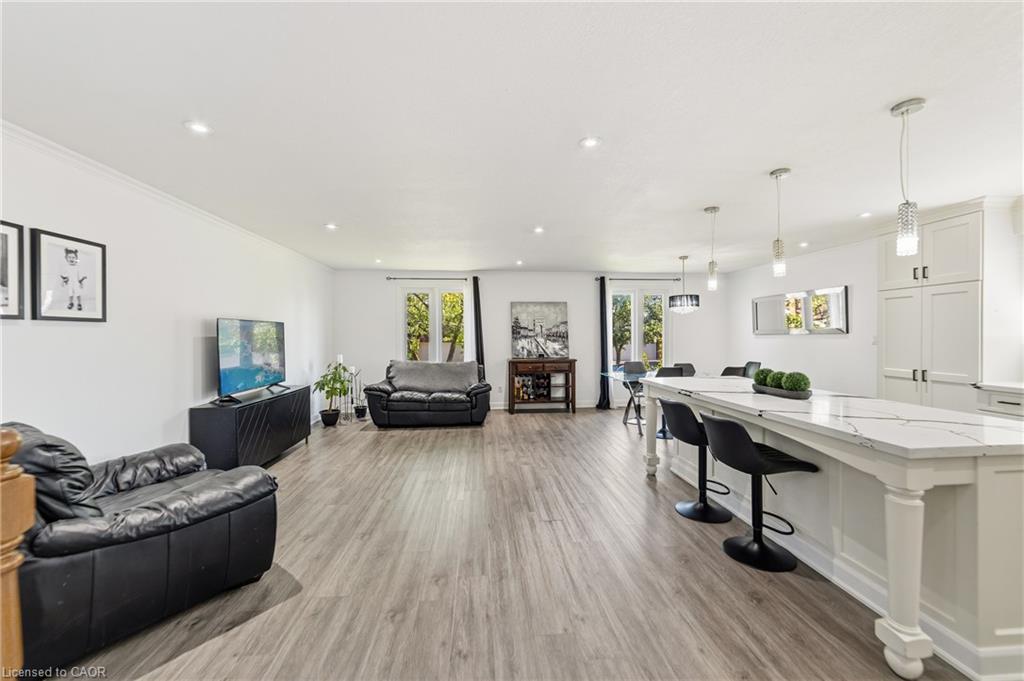 4 Ravine Crescent Property Photo 15