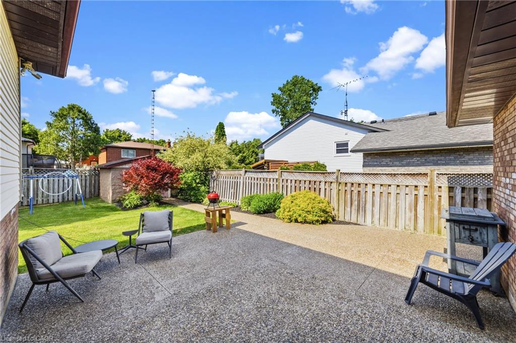 4 Ravine Crescent Property Photo 32