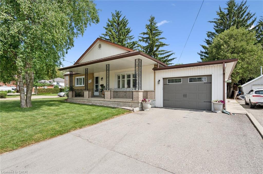 164 Bridge Street W Property Photo 2
