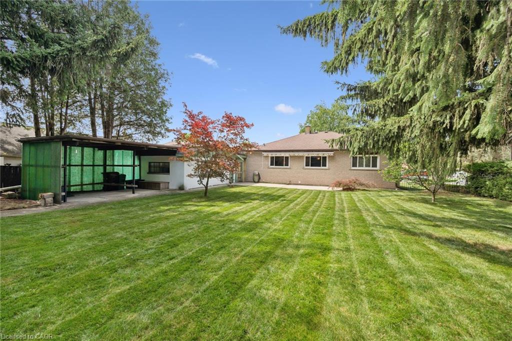 164 Bridge Street W Property Photo 33