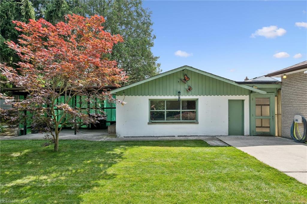 164 Bridge Street W Property Photo 39