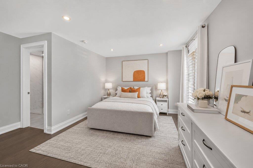 6 Iroquois Avenue Property Photo 15