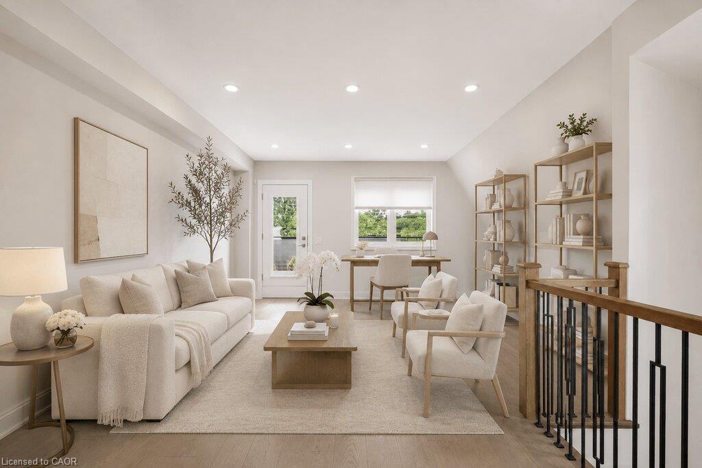 6 Iroquois Avenue Property Photo 21