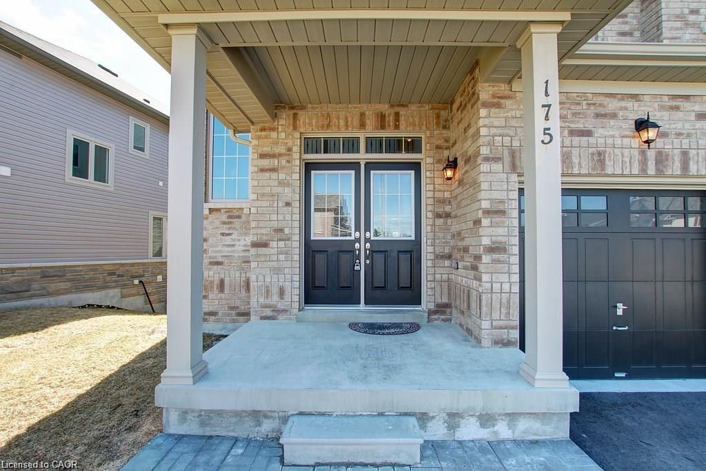 175 Gold Park Gate Property Photo 2