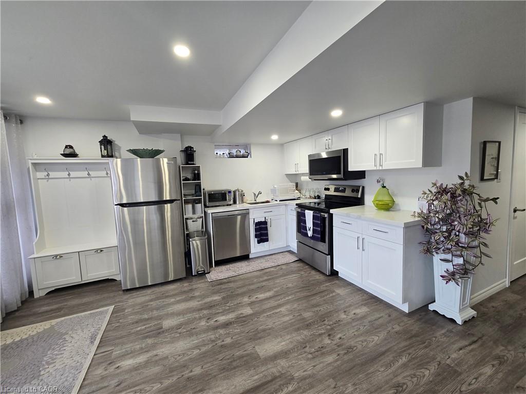 175 Gold Park Gate Property Photo 40