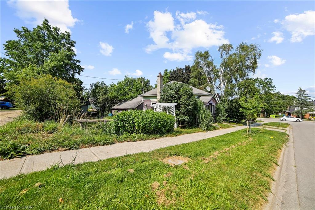 120 Second Avenue Property Photo 3