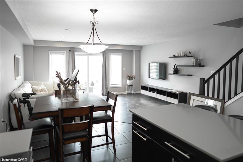 76 Meadowridge Street Property Photo 10