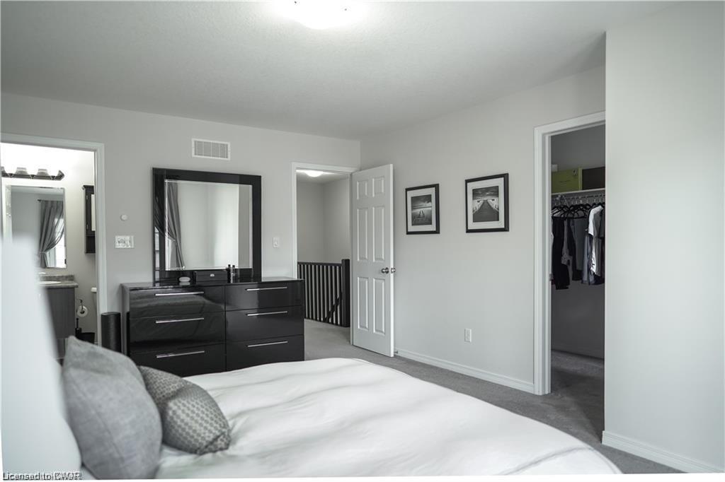 76 Meadowridge Street Property Photo 19