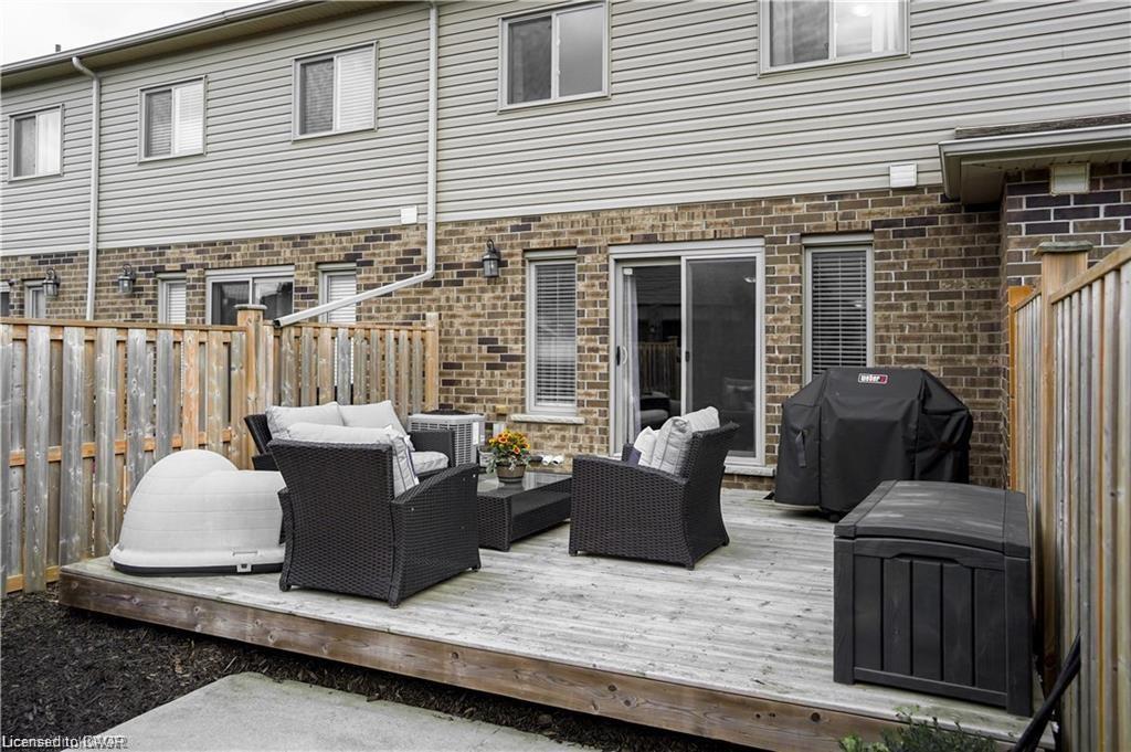76 Meadowridge Street Property Photo 29