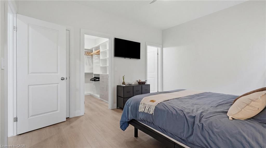 1055 Bay Street Property Photo 17