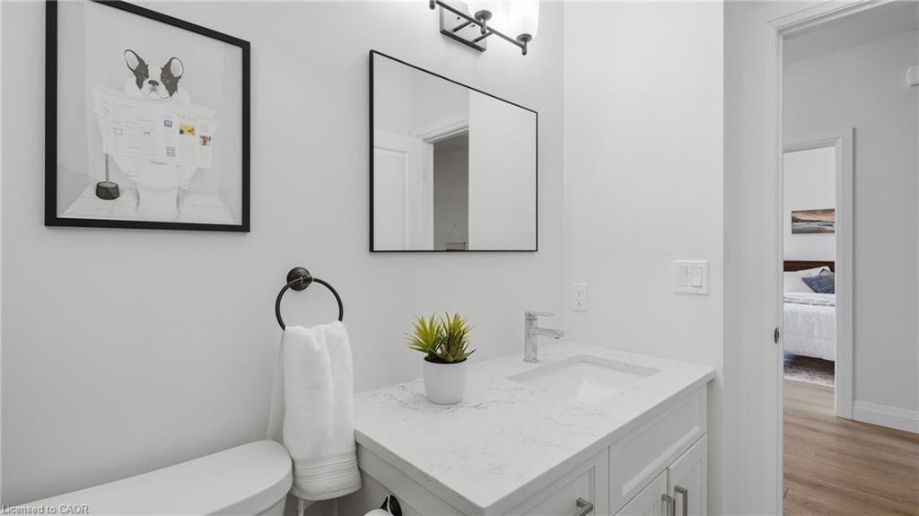 1055 Bay Street Property Photo 19