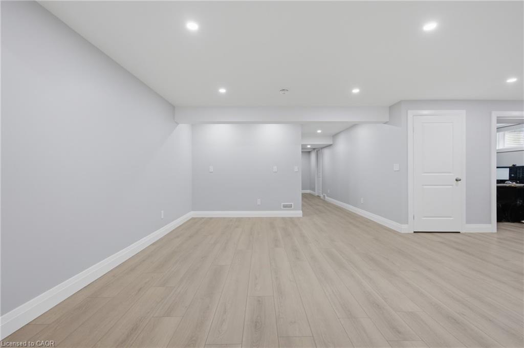 1055 Bay Street Property Photo 29