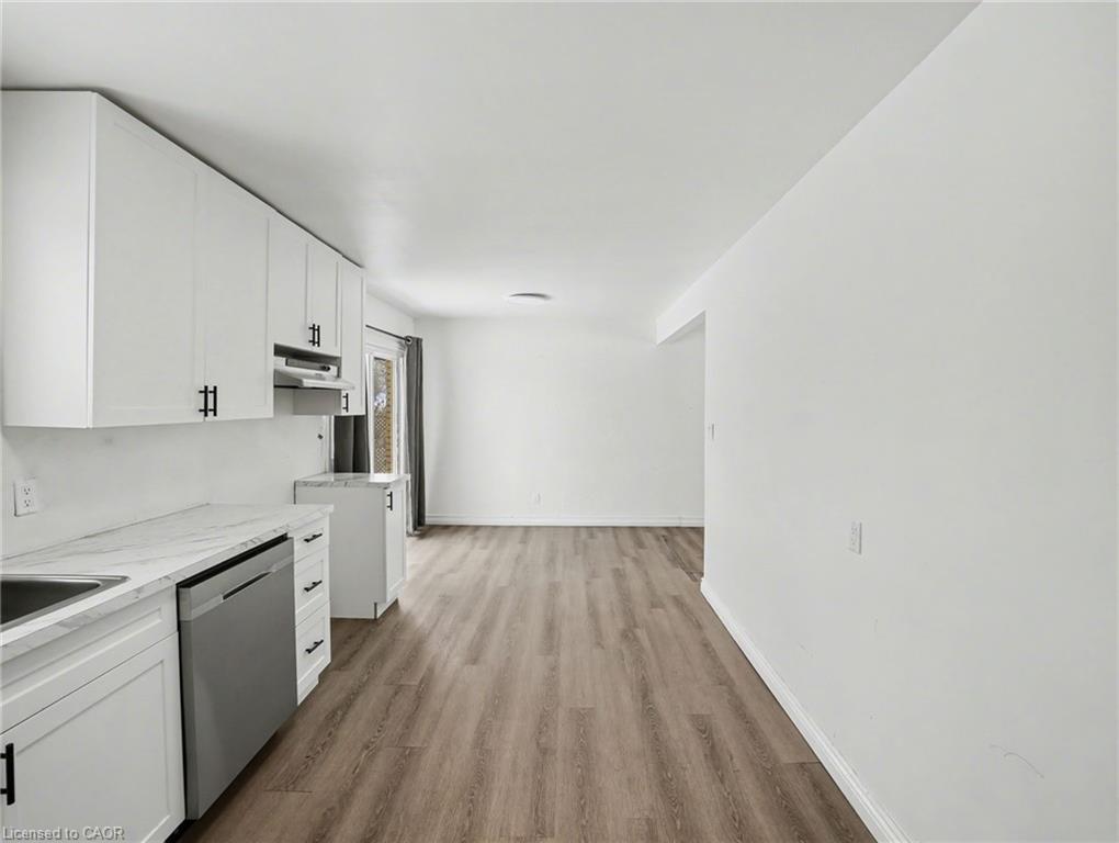 4306 East Avenue Property Photo 6