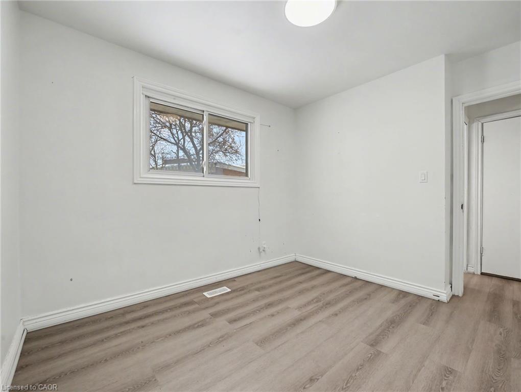 4306 East Avenue Property Photo 18