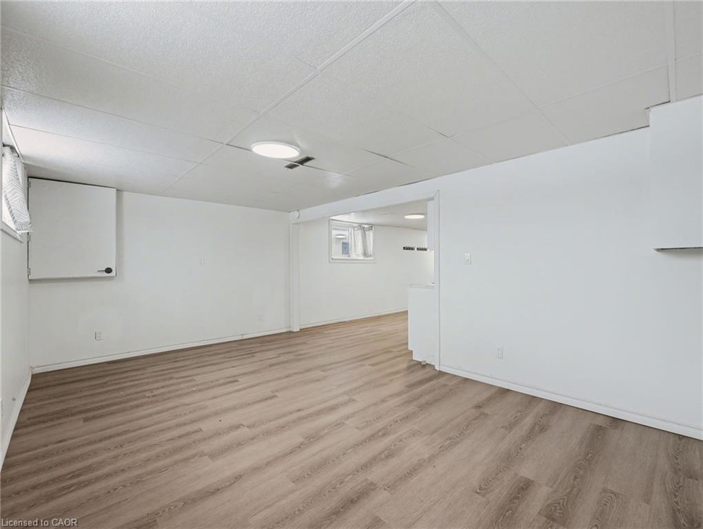 4306 East Avenue Property Photo 26