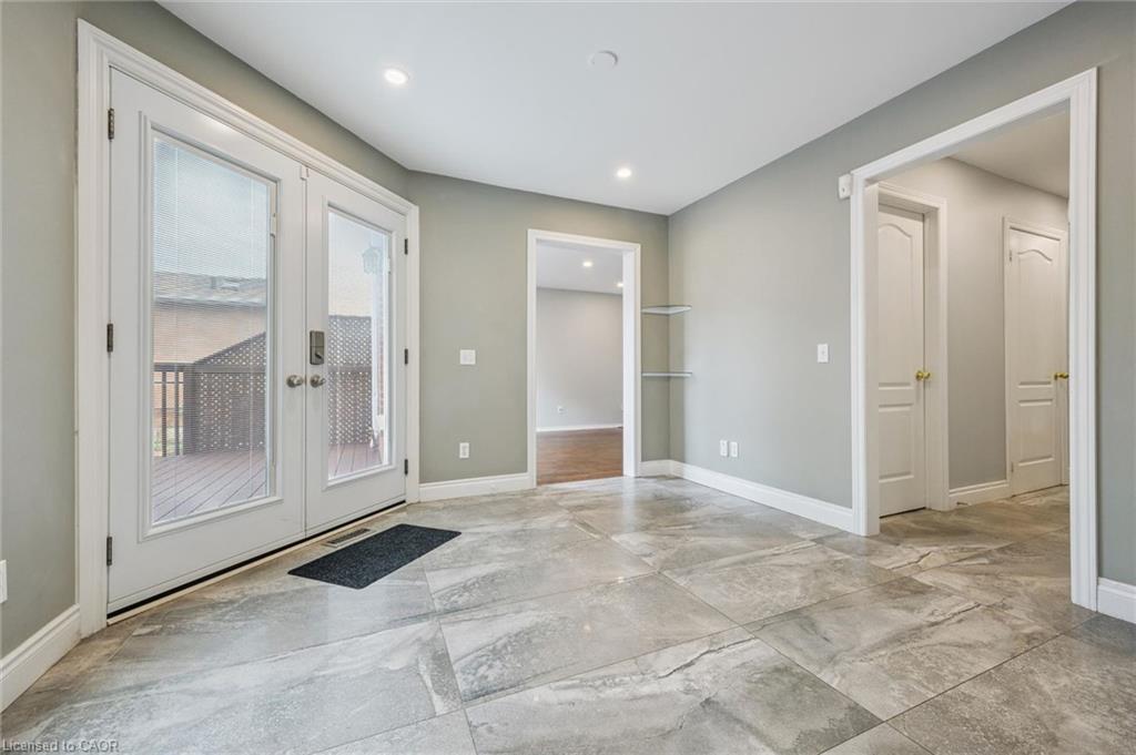 2456 Sixth Line Property Photo 14