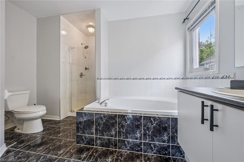 2456 Sixth Line Property Photo 26