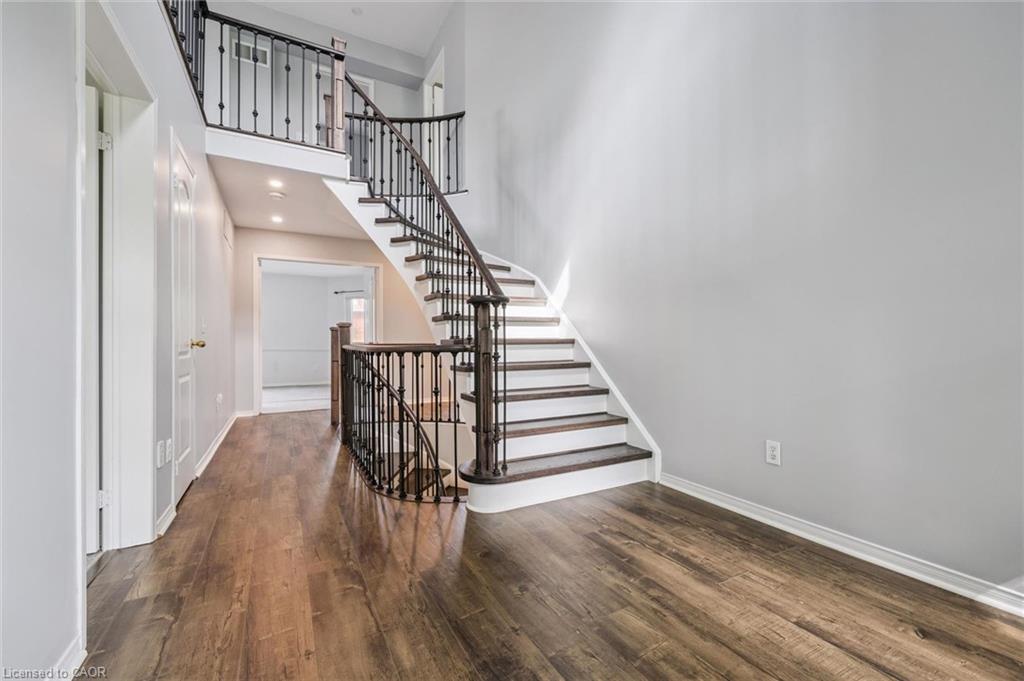 2456 Sixth Line Property Photo 34