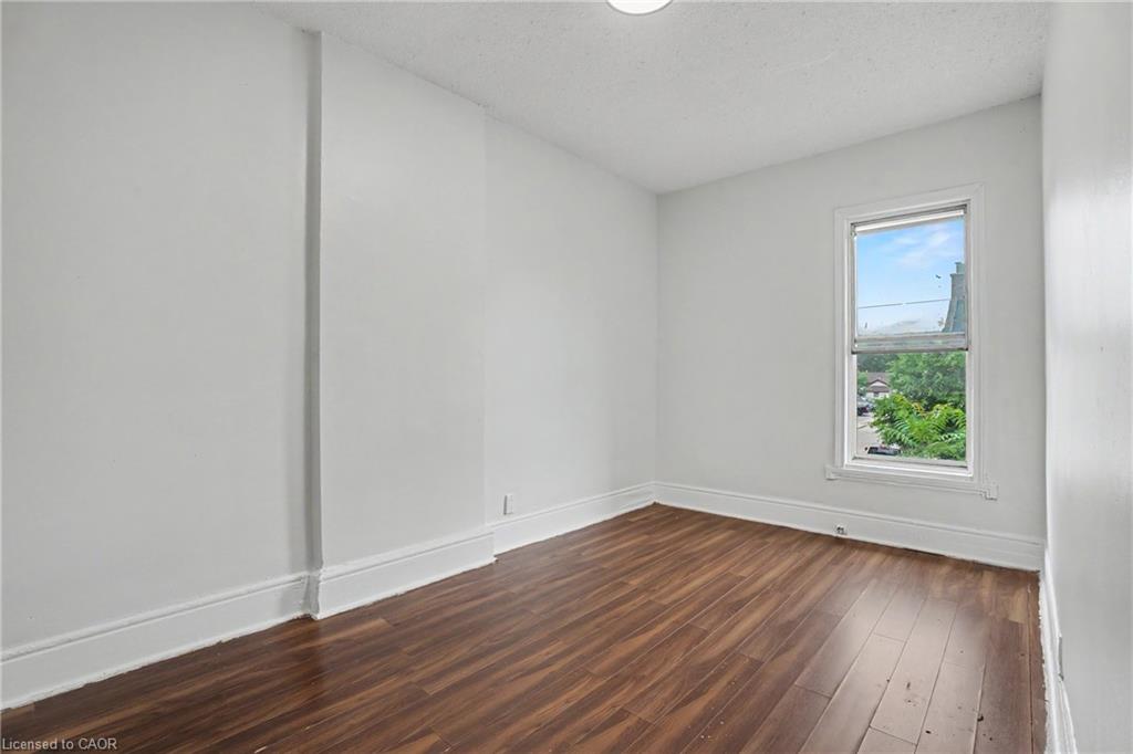 52 Cathcart Street Property Photo 19