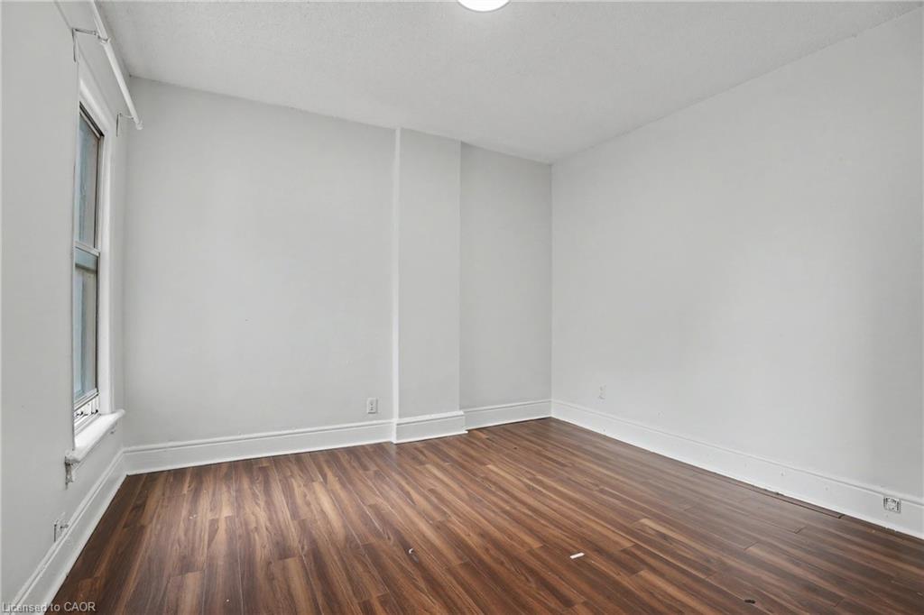 52 Cathcart Street Property Photo 21